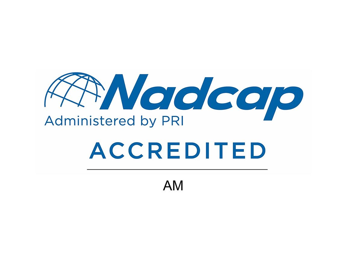Das Nadcap-Logo zeigt einen stilisierten Globus mit den zentrierten Texten: „Administered by PRI“, „ACCREDITED“ und „Welding“ darunter auf weißem Hintergrund.